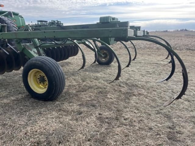 Image of John Deere 712 equipment image 3