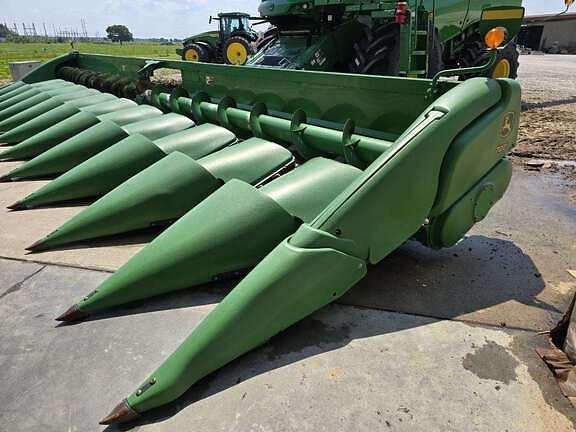 Image of John Deere 712C Primary image