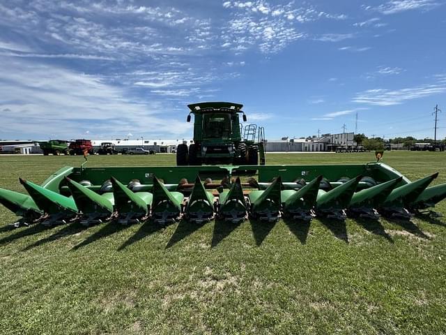 Image of John Deere 712C equipment image 1