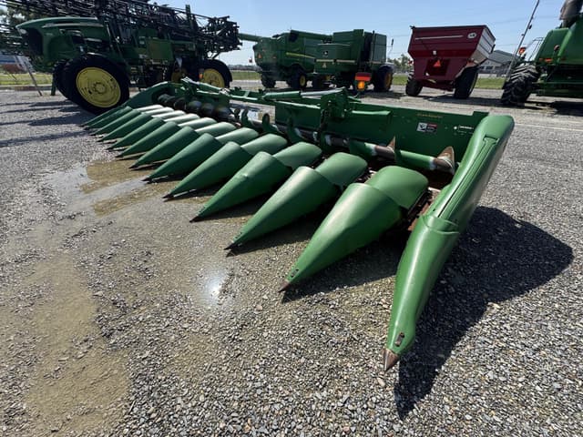 Image of John Deere 712FC equipment image 1