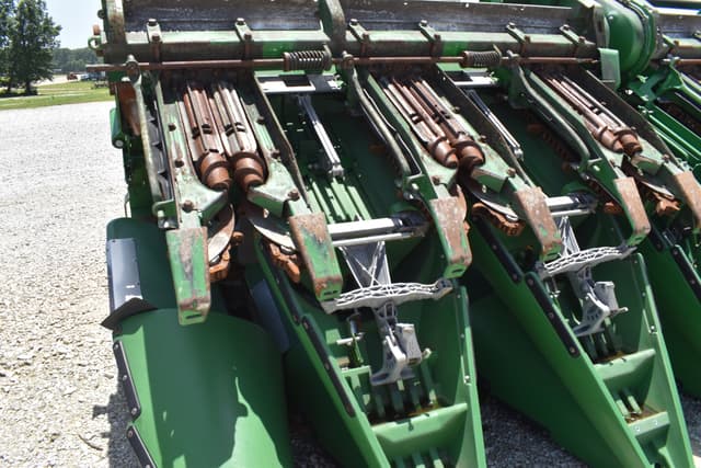 Image of John Deere 712FC equipment image 4