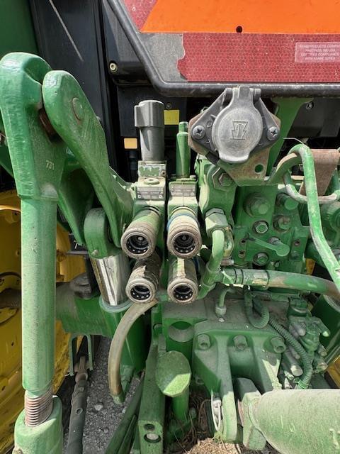 Image of John Deere 7130 equipment image 4