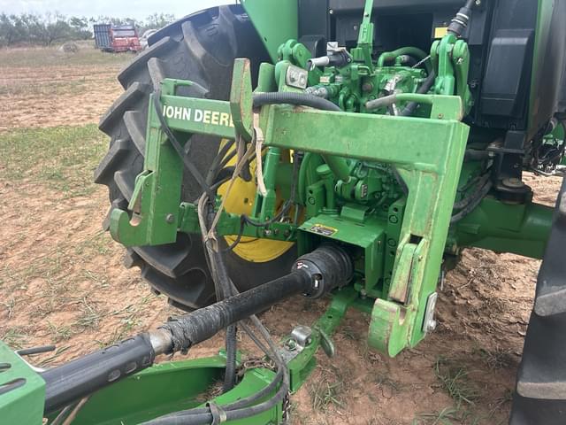 Image of John Deere 7130 equipment image 4