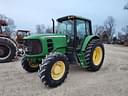 John Deere 7130 Image