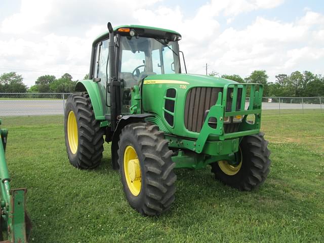 Image of John Deere 7130 equipment image 1