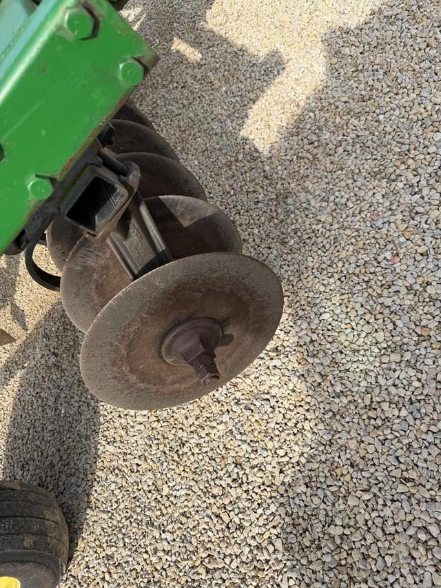 Image of John Deere 714 equipment image 4