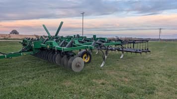 Main image John Deere 714