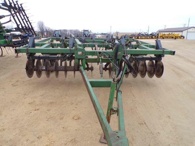 Image of John Deere 714 equipment image 2