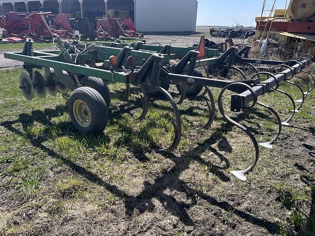 Image of John Deere 714 equipment image 3