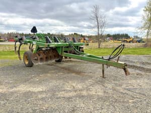 John Deere 714 Image