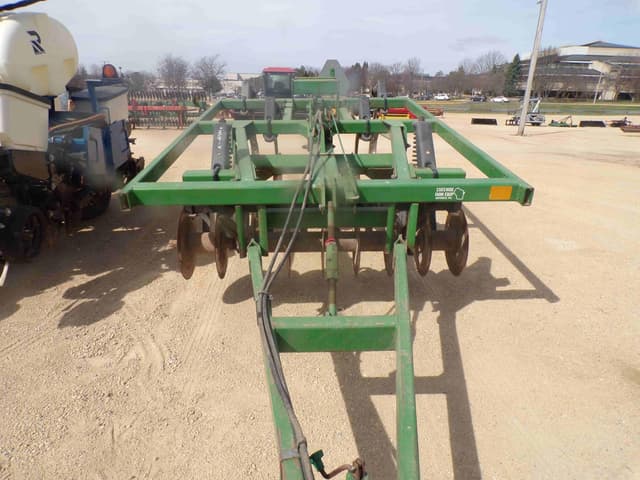 Image of John Deere 714 equipment image 2