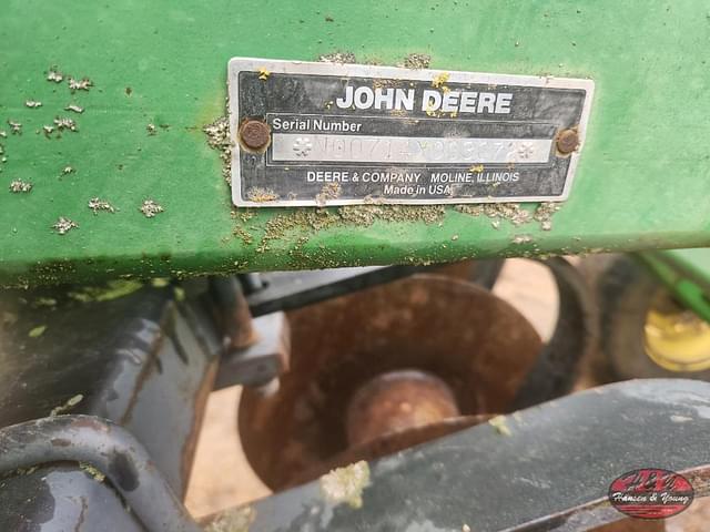 Image of John Deere 714 equipment image 4