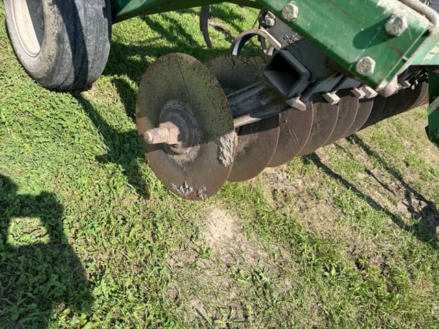 Image of John Deere 714 equipment image 4
