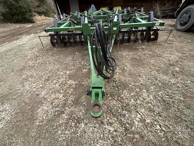 Image of John Deere 714 equipment image 1