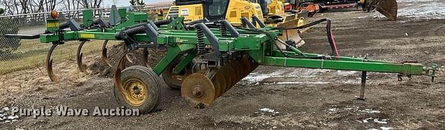 Image of John Deere 714 equipment image 3