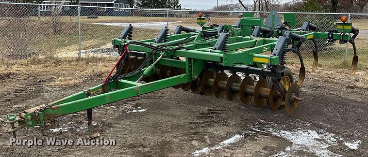 Image of John Deere 714 Primary image