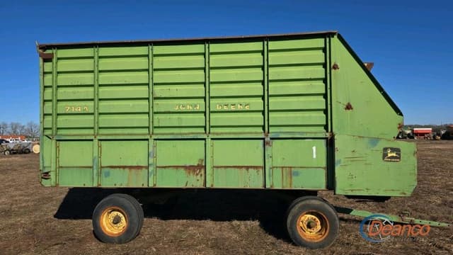 Image of John Deere 714A equipment image 4