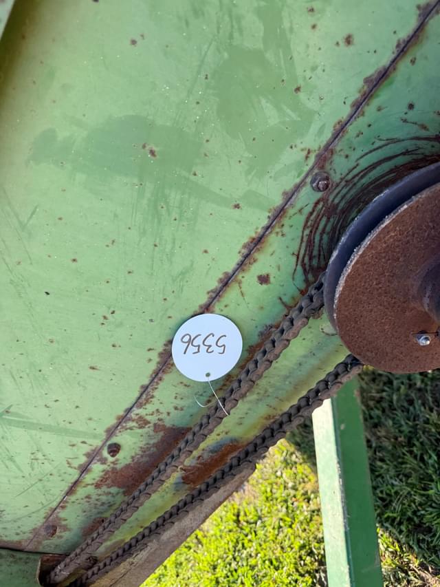 Image of John Deere 716 equipment image 4