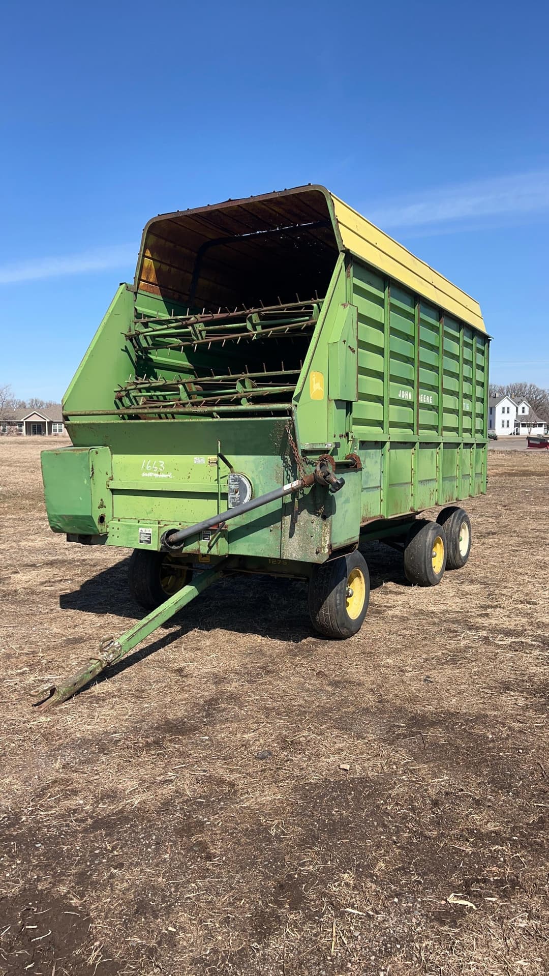 Image of John Deere 716 Primary image