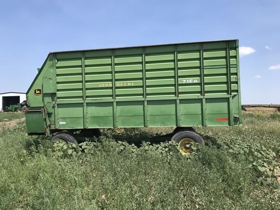 Main image John Deere 716A