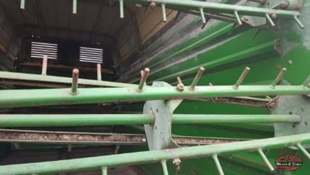 Image of John Deere 716A equipment image 3