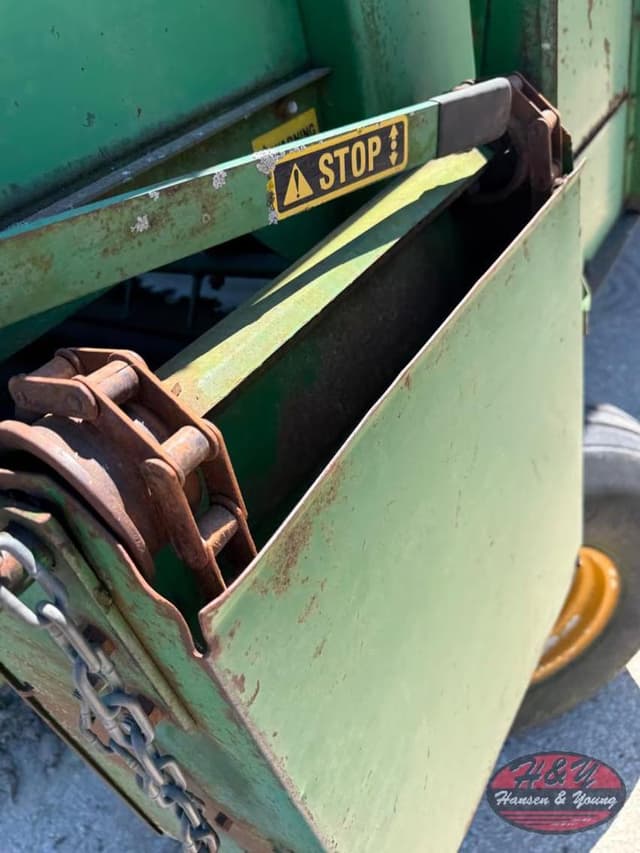 Image of John Deere 716A equipment image 4