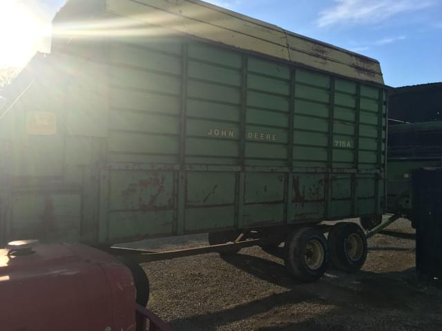 Image of John Deere 716A equipment image 2