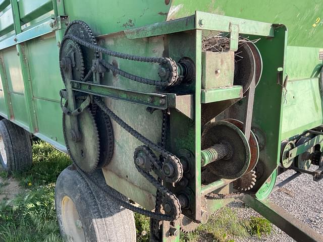 Image of John Deere 716A equipment image 2