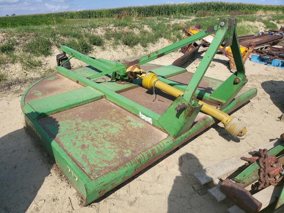 Image of John Deere 717 Primary image