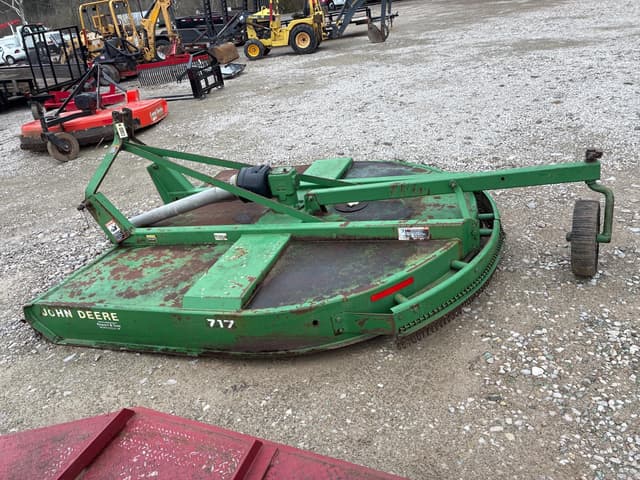 Image of John Deere 717 equipment image 4