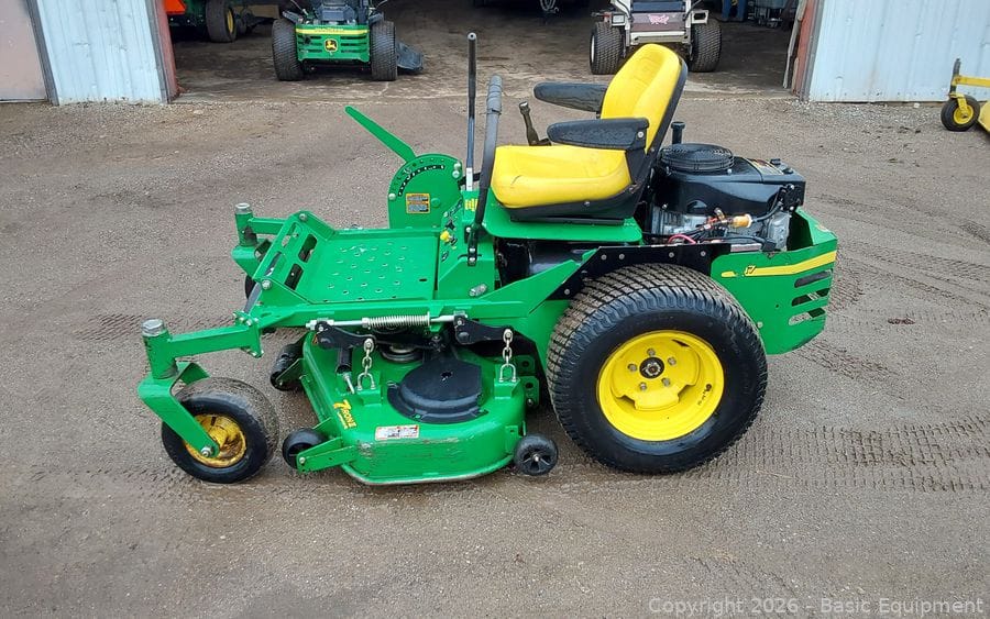 John Deere 717 Equipment Image0