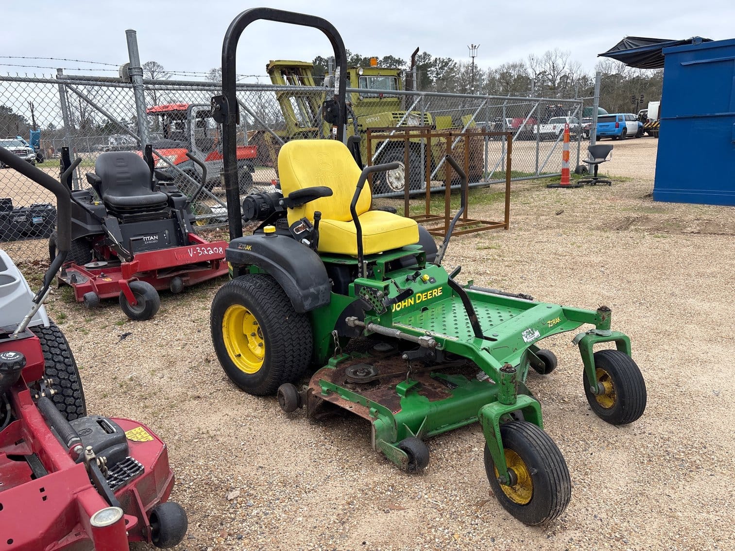 John Deere 717A Equipment Image0