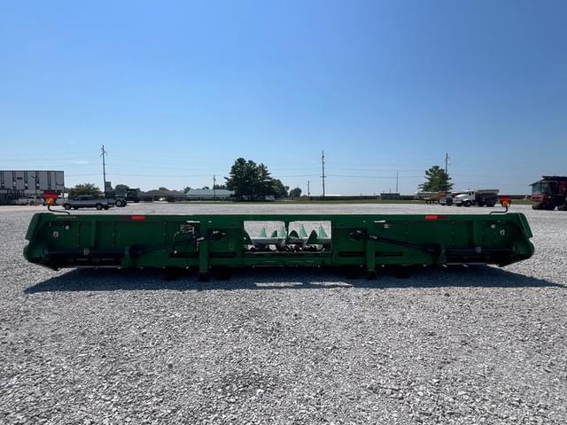 Image of John Deere 718C equipment image 4