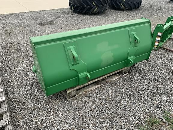 Image of John Deere Bucket Primary image