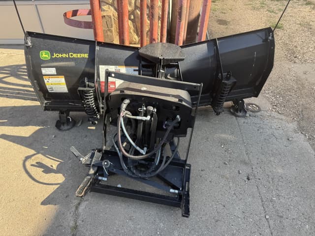 Image of John Deere 72" V Blade equipment image 2
