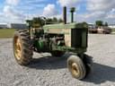 John Deere 720 Image