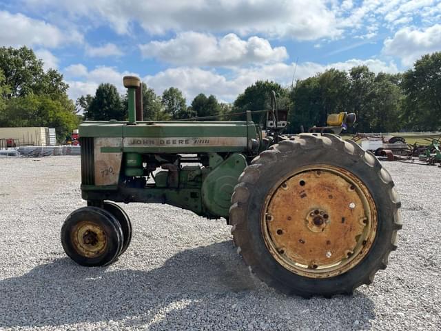 Image of John Deere 720 equipment image 2