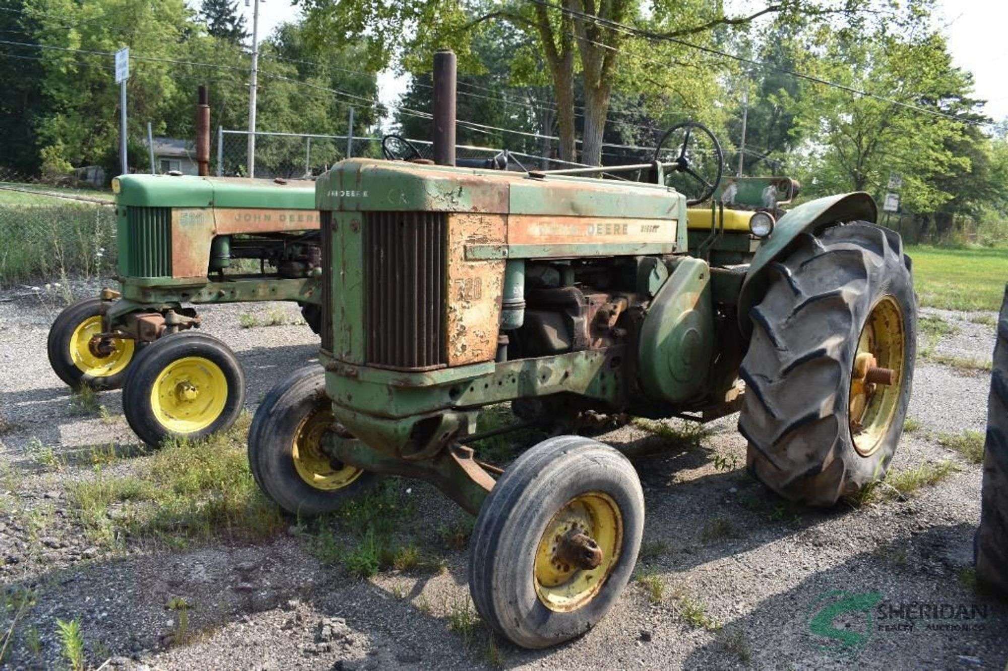 John Deere 720 Equipment Image0