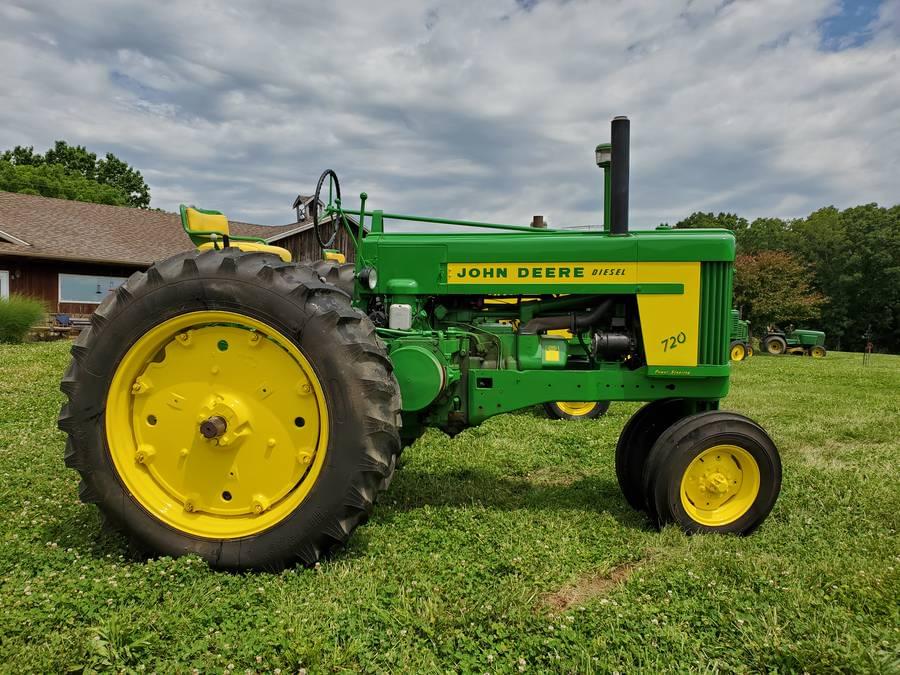 Image of John Deere 720 Primary image
