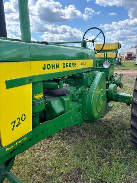 Image of John Deere 720 equipment image 2
