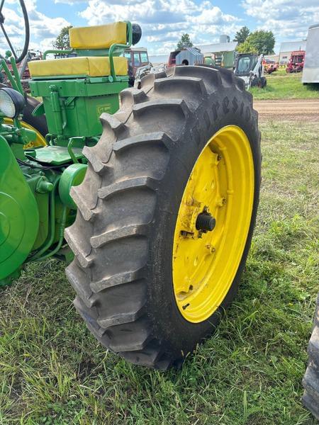Image of John Deere 720 equipment image 4
