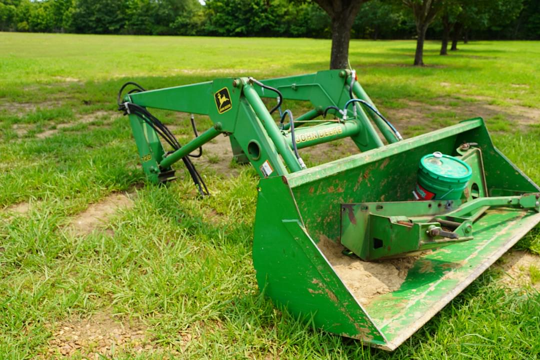 Image of John Deere 720 Primary image