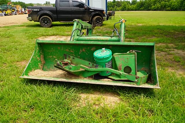 Image of John Deere 720 equipment image 1