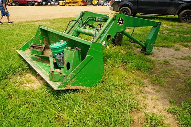 Image of John Deere 720 equipment image 2