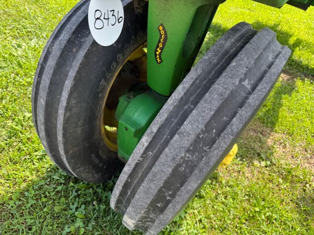 Image of John Deere 720 equipment image 4