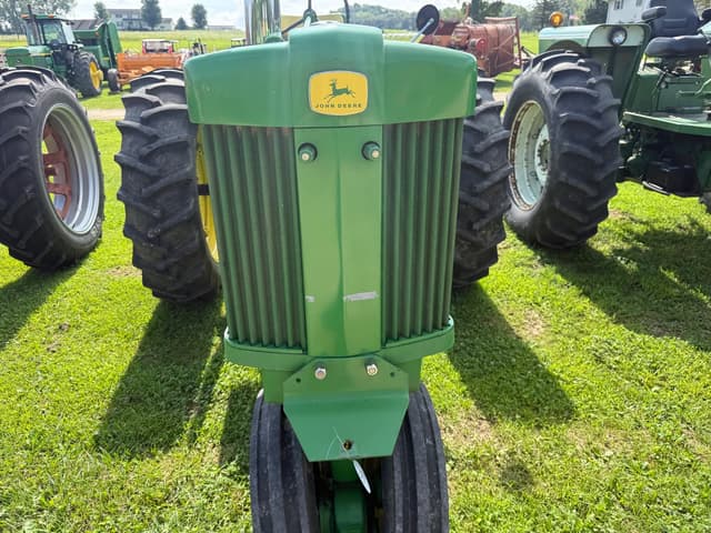 Image of John Deere 720 equipment image 1