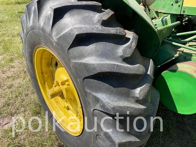 Image of John Deere 720 equipment image 4