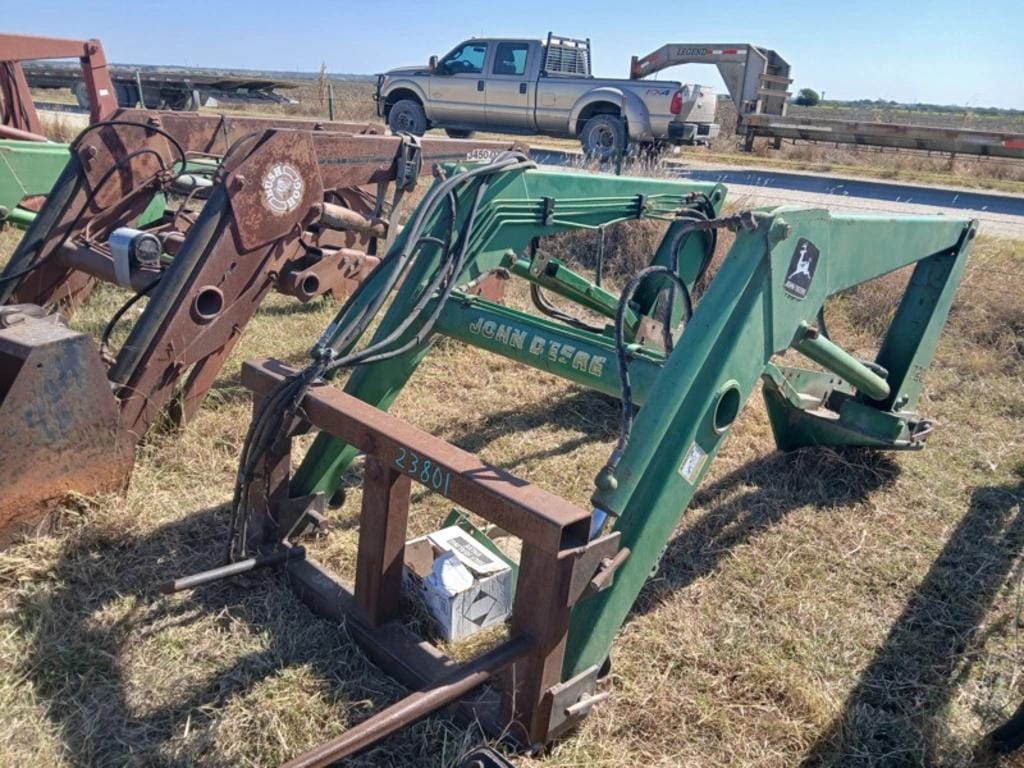 John Deere 720 Equipment Image0