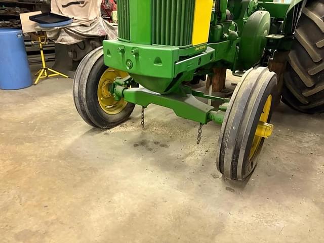 Image of John Deere 720LP equipment image 3