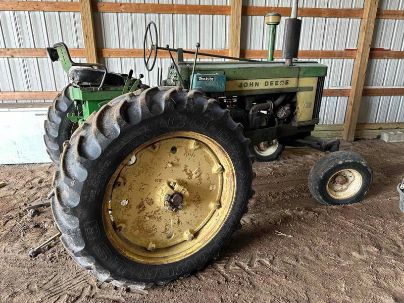 Main image John Deere 720